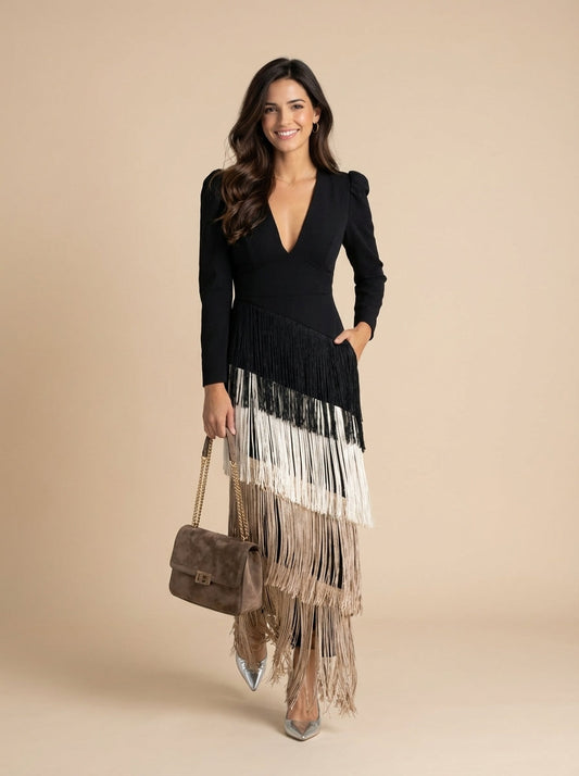 Clara · Vestido elegante con mangas de flecos