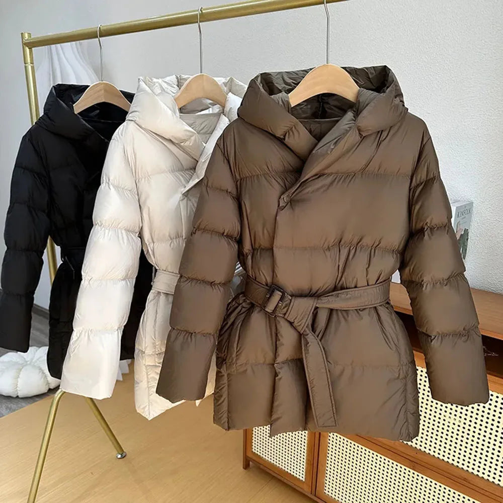 Chaqueta Acolchada con Capucha Aaron – Comodidad Premium para el Día a Día | Isabel Herrera