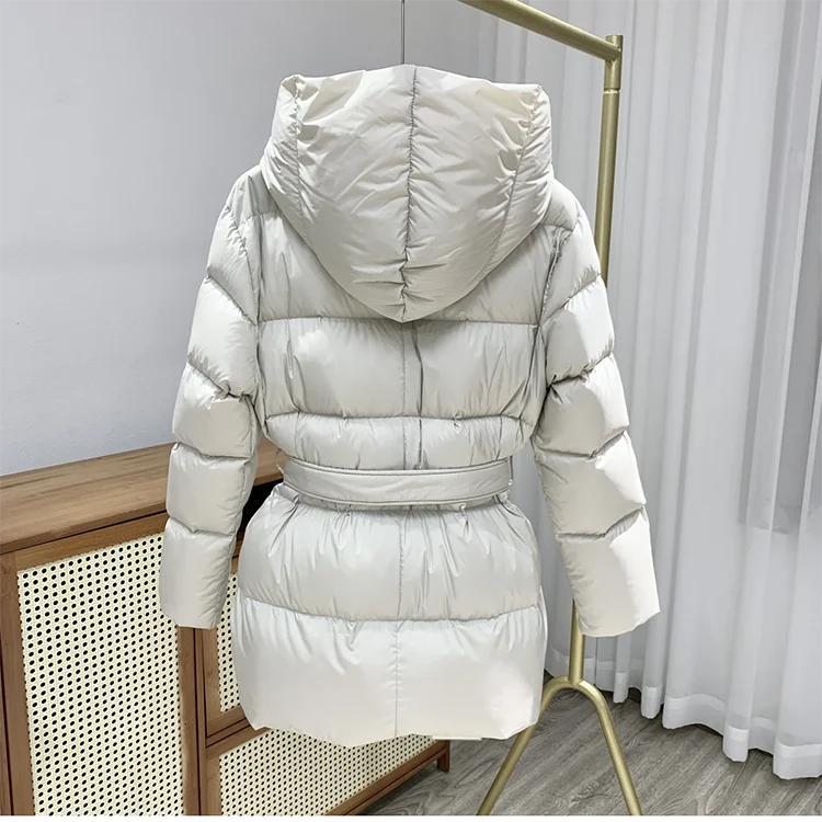 Chaqueta Acolchada con Capucha Aaron – Comodidad Premium para el Día a Día | Isabel Herrera